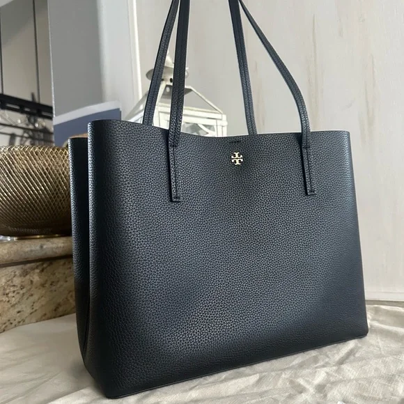 New tory Burch Blake center zip large tote in black - Picture 12 of 14